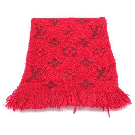 louis vuitton schal rot|Louis Vuitton shawls.